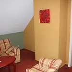 La Ferronniere