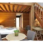 La Ferronniere Bouillon