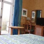 Hotel La Ferronniere 3*