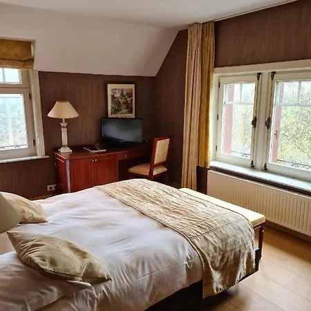Hotell La Ferronniere Bouillon