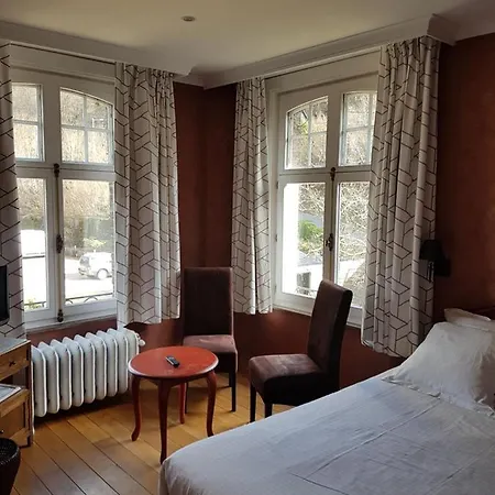 La Ferronniere Hotell Bouillon