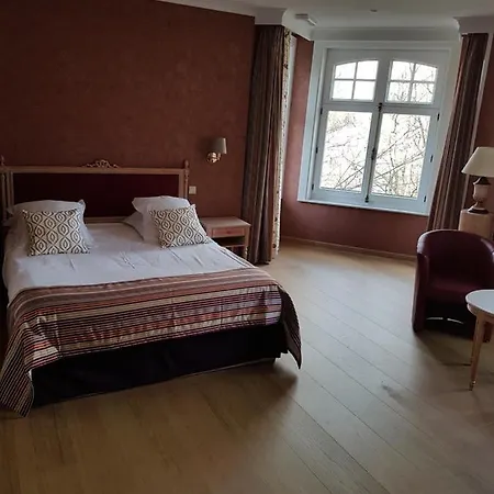 Hotel La Ferronniere 3*