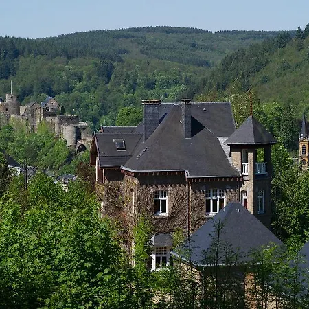 La Ferronniere 3* Bouillon
