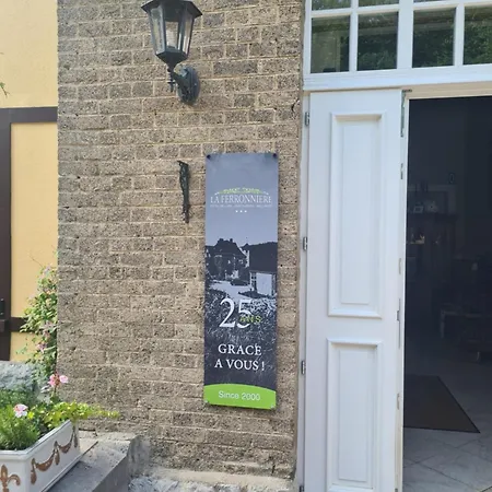 La Ferronniere Hotell Bouillon