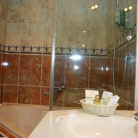 Hotell La Ferronniere 3*