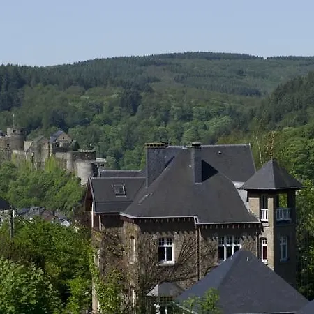 La Ferronniere Hotell Bouillon