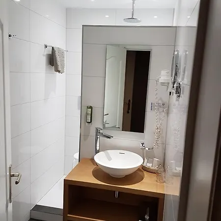 La Ferronniere Hotell