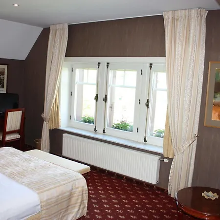 La Ferronniere Hotell 3*