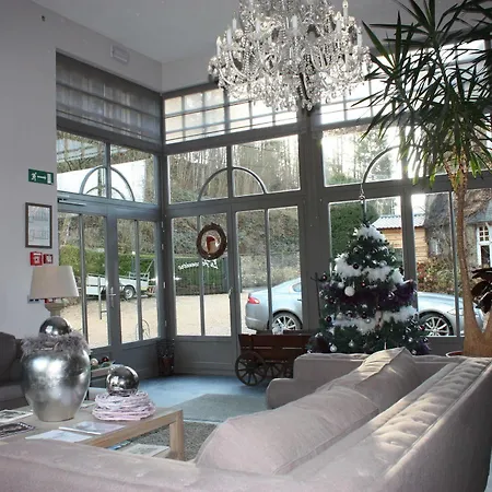 La Ferronniere Hotell Bouillon