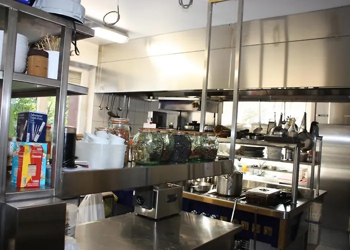 La Ferronniere 부용