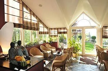 호텔 La Ferronniere 3*