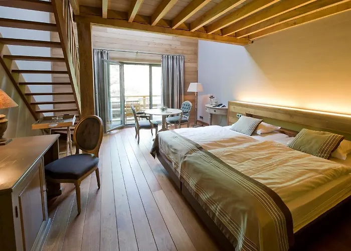 호텔 La Ferronniere